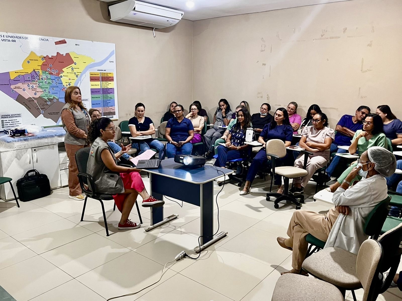 sesau-promove-roda-de-conversa-sobre-assedio-moral-e-sexual-no-trabalho-no-crsm