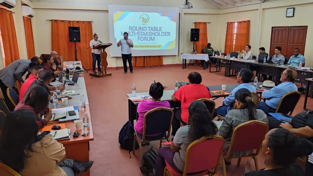 governo-de-roraima-amplia-cooperacao-agricola-com-a-guiana-em-encontro-no-rupununi