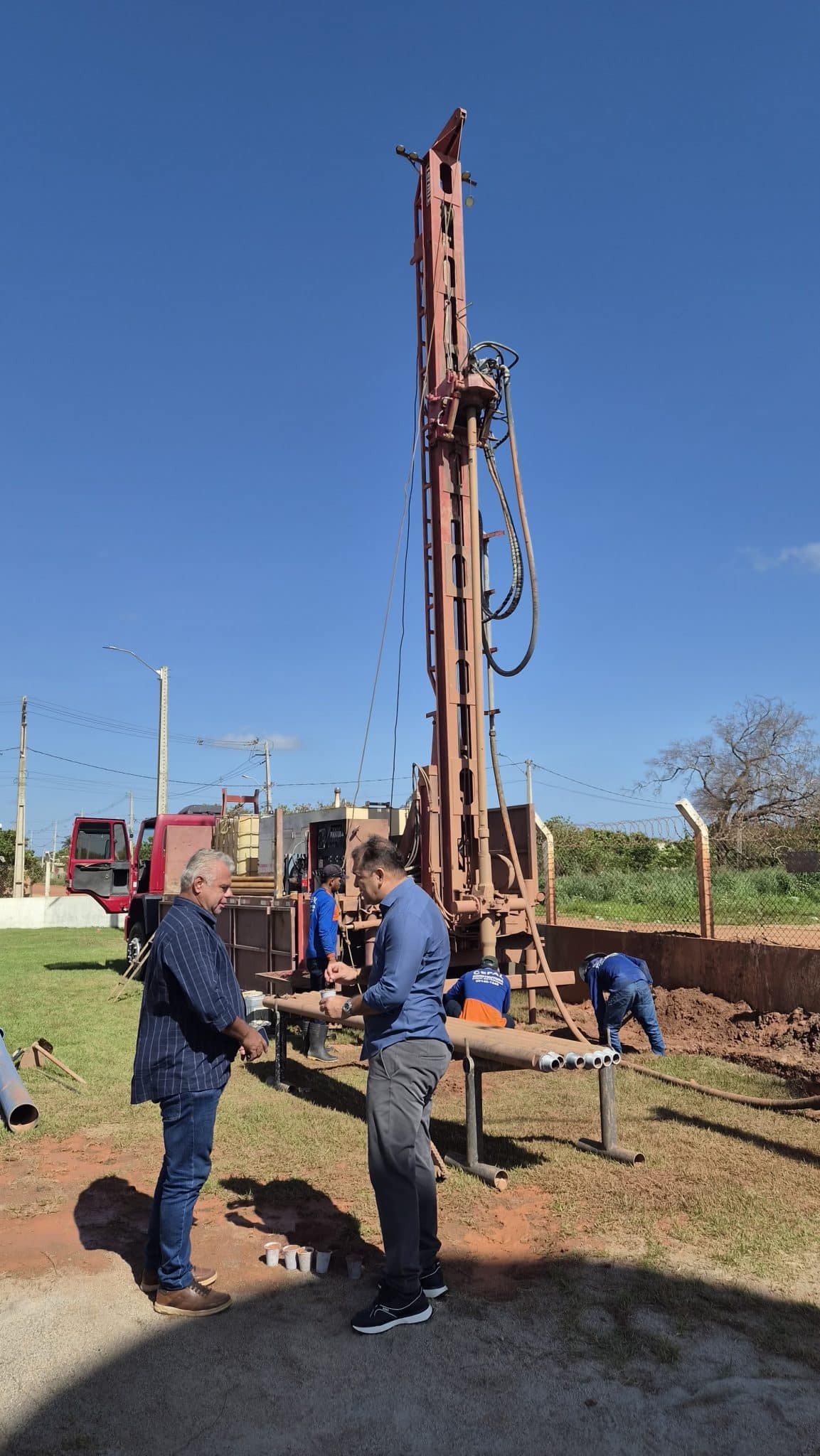 novo-poco-e-adutora-vao-reforcar-abastecimento-de-agua-no-bairro-joao-de-barro